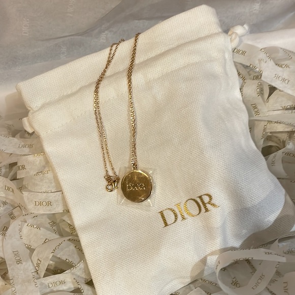 New 🌹CHRISTIAN DIOR 🌹 Gold Pendant Necklace- Gold Tone & Ceramic Jadore - Picture 12 of 15
